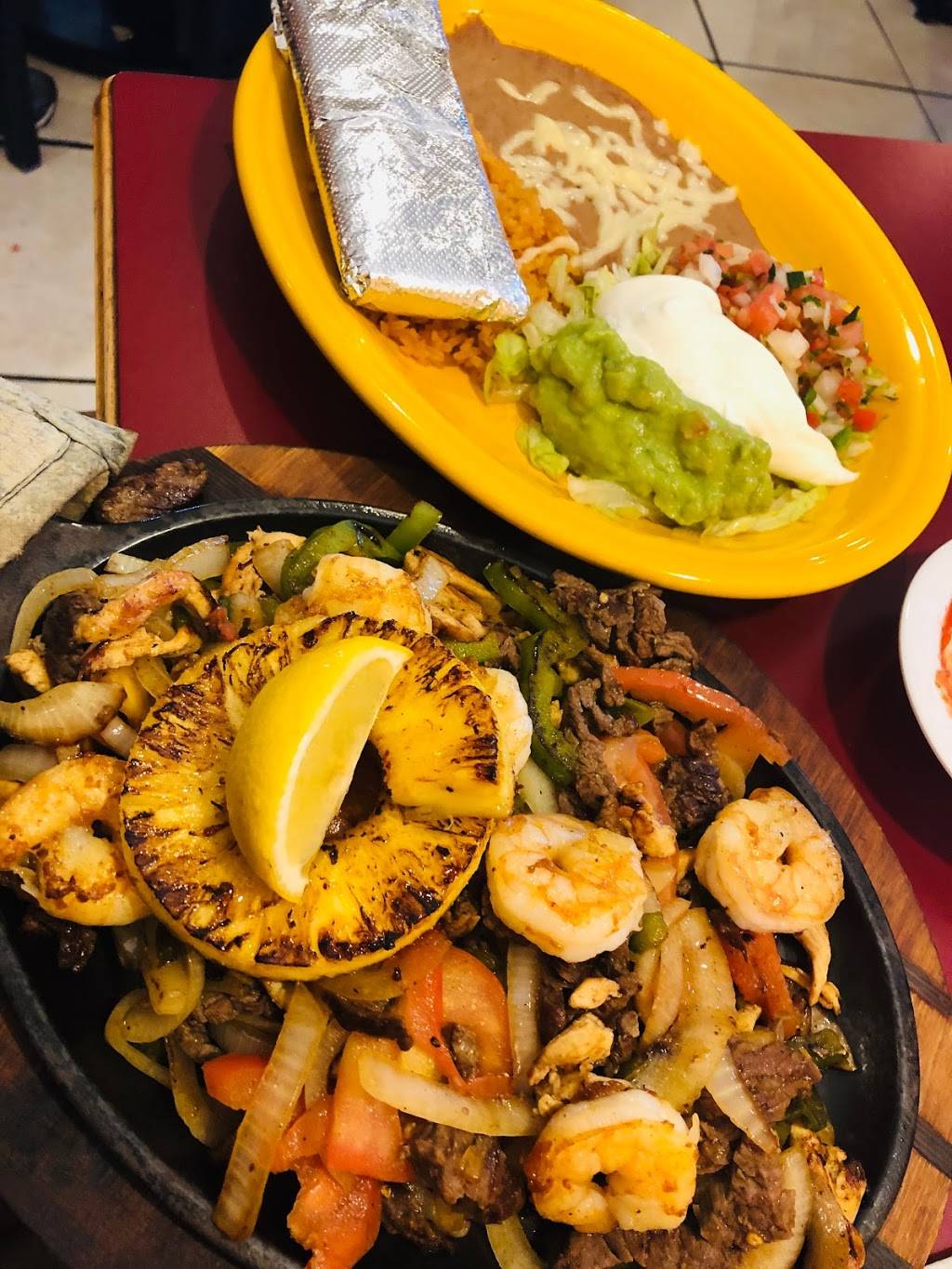 El Camino Real | restaurant | 120 Polk Ave, Warsaw, MO 65355, USA | 6604389994 OR +1 660-438-9994