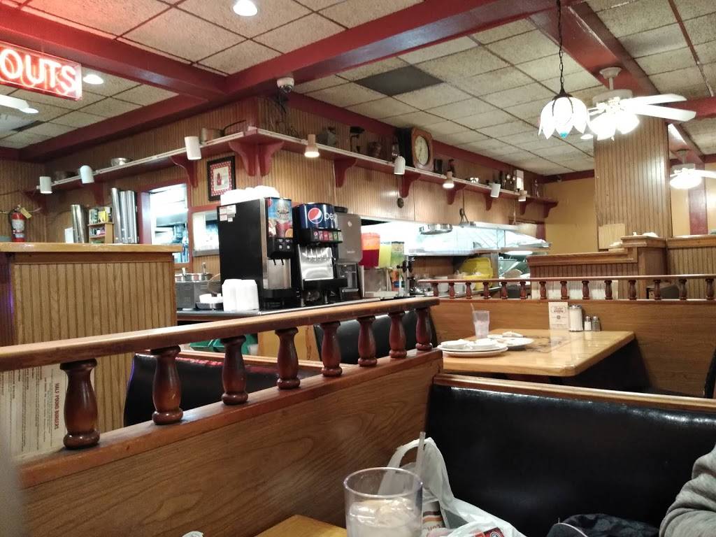 Daleys Restaurant | restaurant | 809 E 63rd St, Chicago, IL 60637, USA | 7736436670 OR +1 773-643-6670