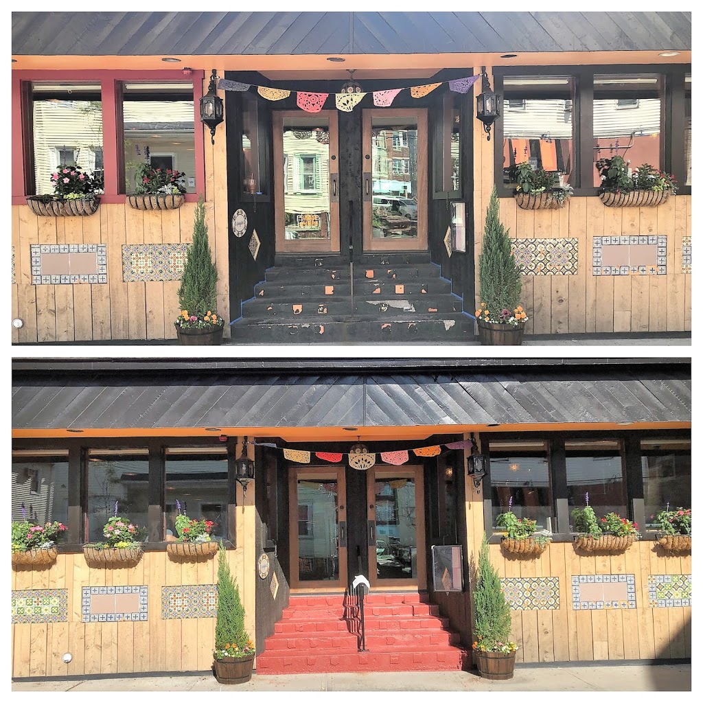 Olé | restaurant | 11 Springfield St, Cambridge, MA 02139, USA | 6174924495 OR +1 617-492-4495