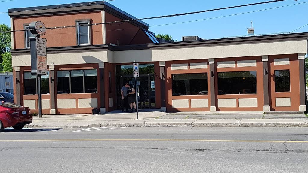 Miss Hawkesbury | restaurant | 254 Main St W, Hawkesbury, ON K6A 2L8, Canada | 6136324473 OR +1 613-632-4473