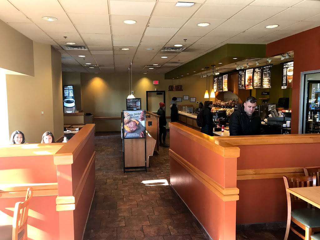 Brueggers Bagels | cafe | 818 N Quincy St, Arlington, VA 22203, USA | 7032480980 OR +1 703-248-0980