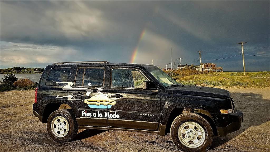 Pies a La Mode | bakery | 200 Teaticket Hwy, Teaticket, MA 02536, USA | 5085408777 OR +1 508-540-8777