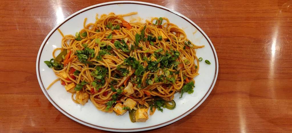 Chichi And Papa Himalayan Cuisine | restaurant | 1105 1/2 E Grand River Ave, East Lansing, MI 48823, USA | 5177080217 OR +1 517-708-0217