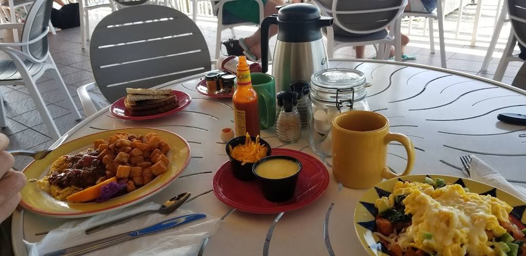 Mangos Restaurant & Tiki Bar | restaurant | 17120 Gulf Blvd, North Redington Beach, FL 33708, USA | 7273914000 OR +1 727-391-4000