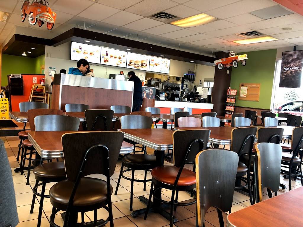 A&W Canada | restaurant | 5880 Mavis Rd, Mississauga, ON L5V 3B7, Canada | 6474794020 OR +1 647-479-4020