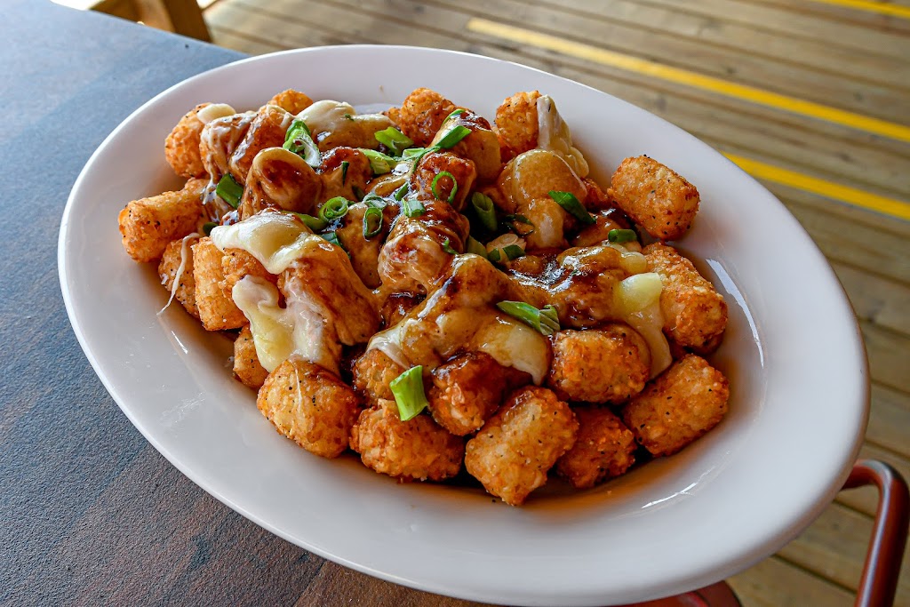 Blu Ox Restaurant and Bar at Bad Axe Throwing | restaurant | 652 Fogg St, Nashville, TN 37203, USA | 6292036158 OR +1 629-203-6158