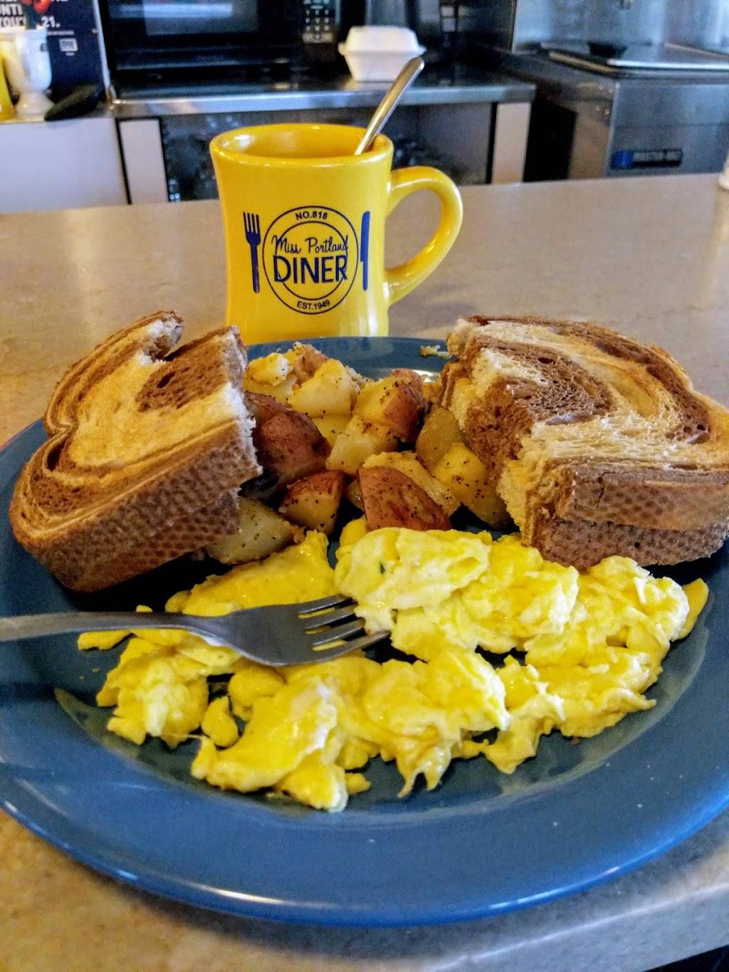 Miss Portland Diner | restaurant | 140 Marginal Way, Portland, ME 04101, USA | 2072106673 OR +1 207-210-6673