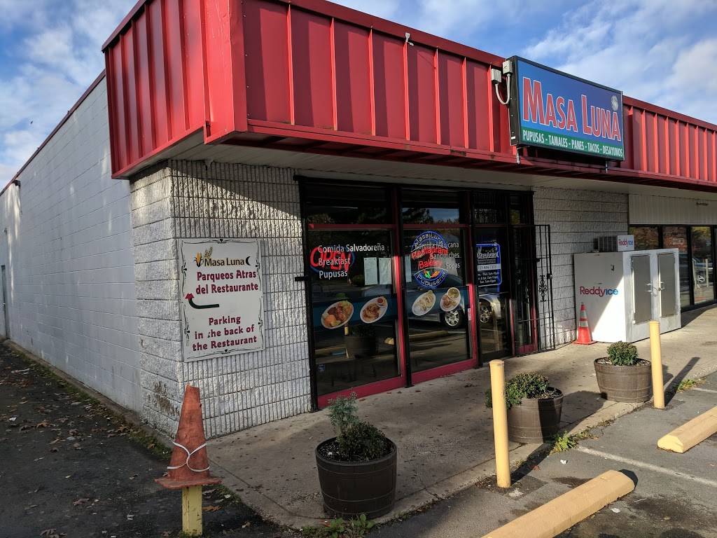 Masa Luna | restaurant | 209 E Holly Ave, Sterling, VA 20164, USA | 7034447333 OR +1 703-444-7333