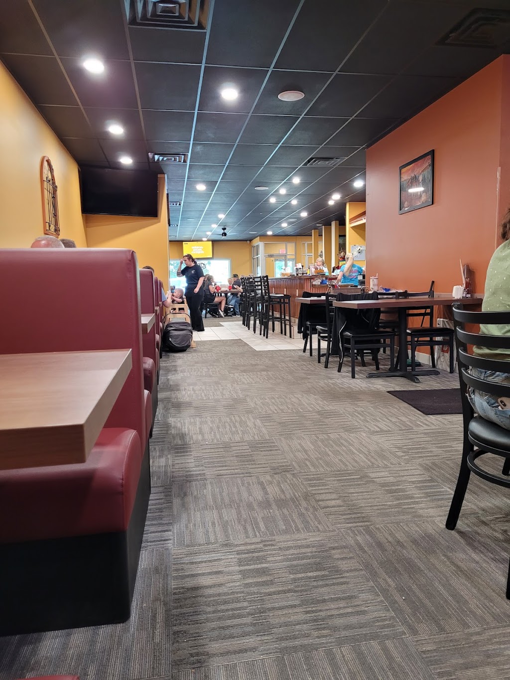 La Familia Mexican Restaurant, LLC. | restaurant | 206 Van Dorn St, Polk City, IA 50226, USA | 5159843010 OR +1 515-984-3010