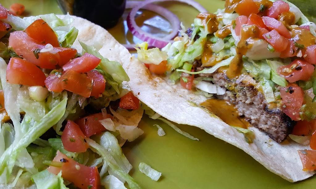 Mad Mex | restaurant | 7905 McKnight Rd, Pittsburgh, PA 15237, USA | 4123665656 OR +1 412-366-5656