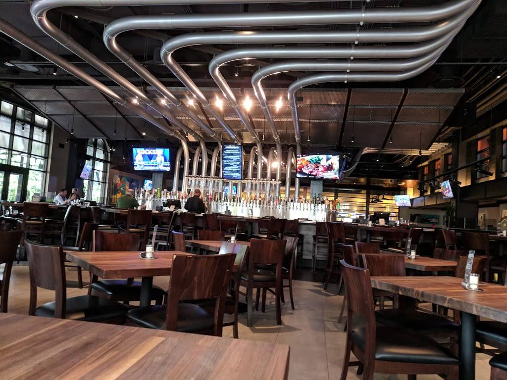 Yard House | restaurant | 261 19th St NW #1100, Atlanta, GA 30363, USA | 4048158990 OR +1 404-815-8990