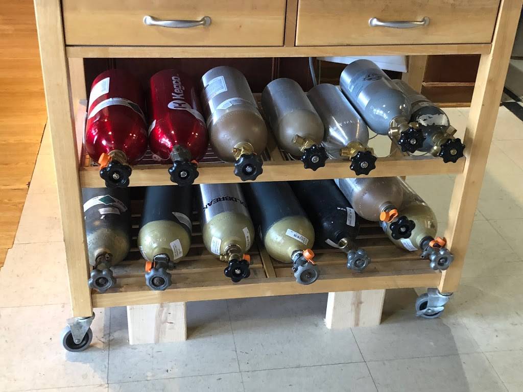 Grape & Grains/ Shoeless Brewing Co. | restaurant | 104 Mauldin Rd Ste. A, Greenville, SC 29605, USA | 8642365676 OR +1 864-236-5676