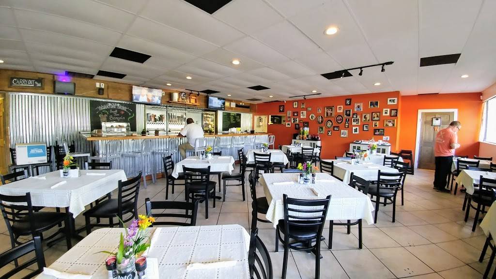 Gillies Seafood | restaurant | 805 Folly Rd, Charleston, SC 29412, USA | 8432978615 OR +1 843-297-8615