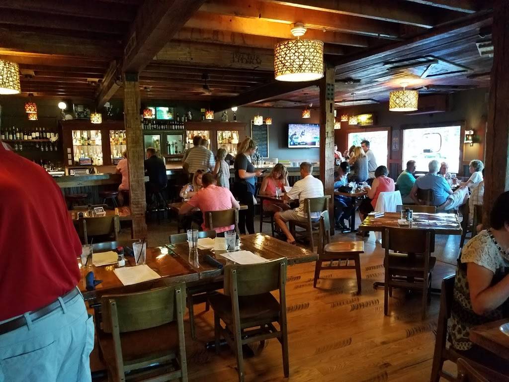 Bibingers Bar & Restaurant | restaurant | 3747 Cedar Creek Rd, Slinger, WI 53086, USA | 2622470703 OR +1 262-247-0703