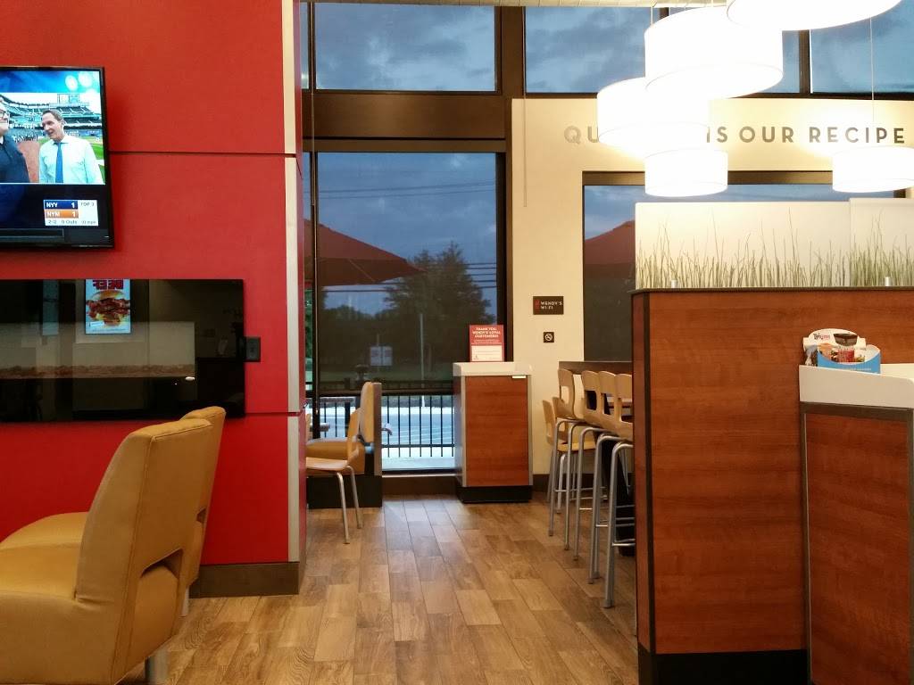 Wendys | restaurant | 2533 US-130, East Windsor, NJ 08512, USA | 6098602545 OR +1 609-860-2545
