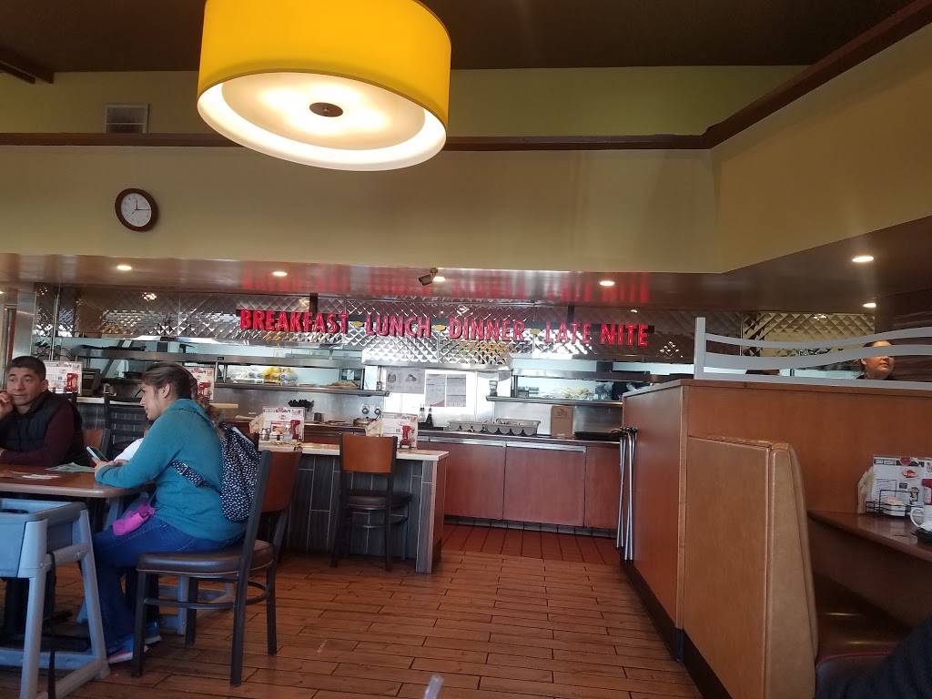 Dennys | restaurant | 1000 W Steele Ln, Santa Rosa, CA 95403, USA | 7075446880 OR +1 707-544-6880
