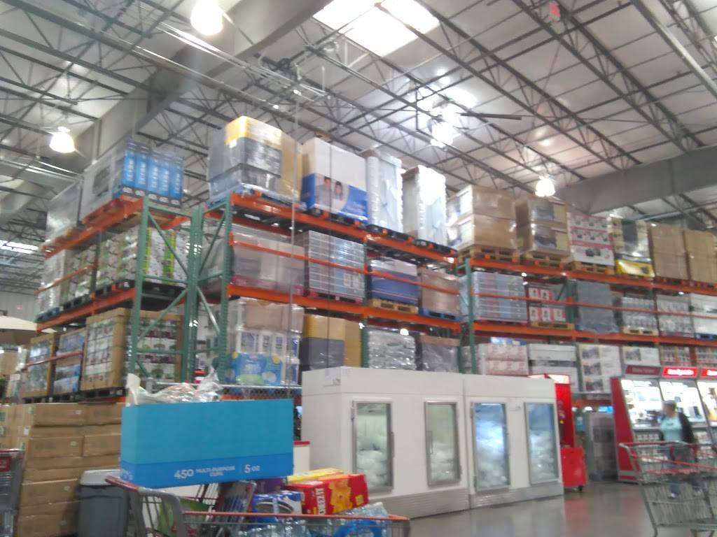 Costco Food Court | meal takeaway | 1415 N Arizona Ave, Gilbert, AZ 85233, USA | 4802930053 OR +1 480-293-0053