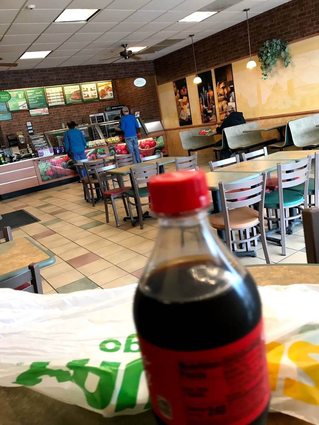 Subway | meal takeaway | 11140 S Lone Elm Rd, Olathe, KS 66061, USA | 9137646565 OR +1 913-764-6565