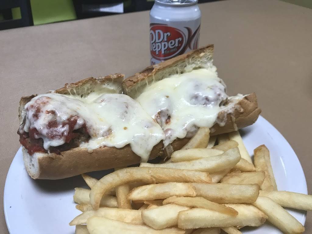 Johnnys Pizza and Pasta House | meal delivery | 13229 US-19, Hudson, FL 34667, USA | 7278574623 OR +1 727-857-4623