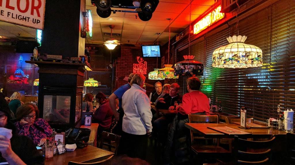 T.J. Hooligans | restaurant | 16731 State Hwy 13, Prior Lake, MN 55372, USA | 9524476668 OR +1 952-447-6668