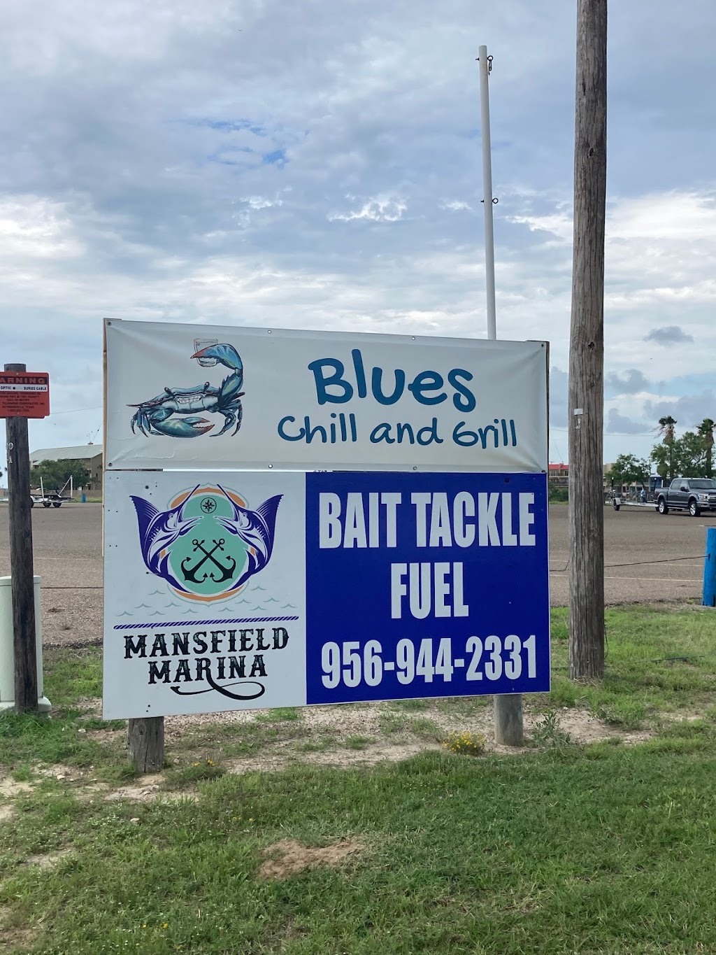 Blues Chill and Grill | restaurant | 600 Mansfield Dr suite B, Port Mansfield, TX 78598, USA | 9569440035 OR +1 956-944-0035