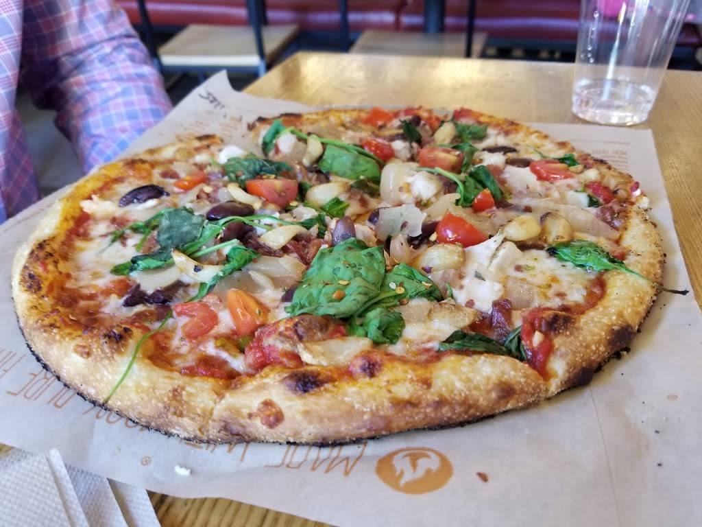 Blaze Pizza | meal takeaway | 1091 Newport Center Dr, Newport Beach, CA 92660, USA | 9496122749 OR +1 949-612-2749