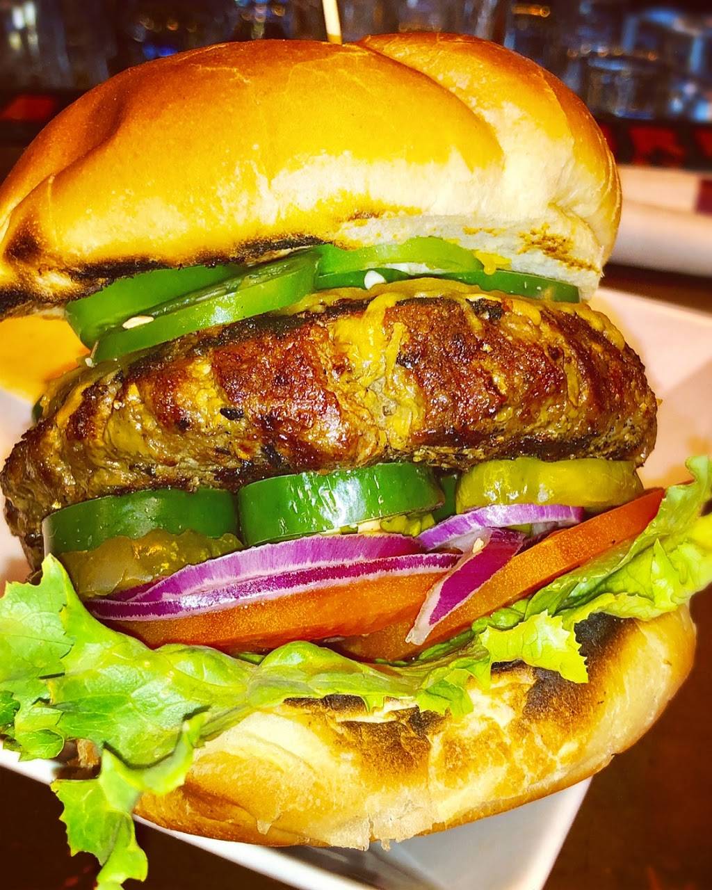 Yummy Pig BBQ | restaurant | 17 Catoctin Cir SE, Leesburg, VA 20175, USA | 7037711986 OR +1 703-771-1986