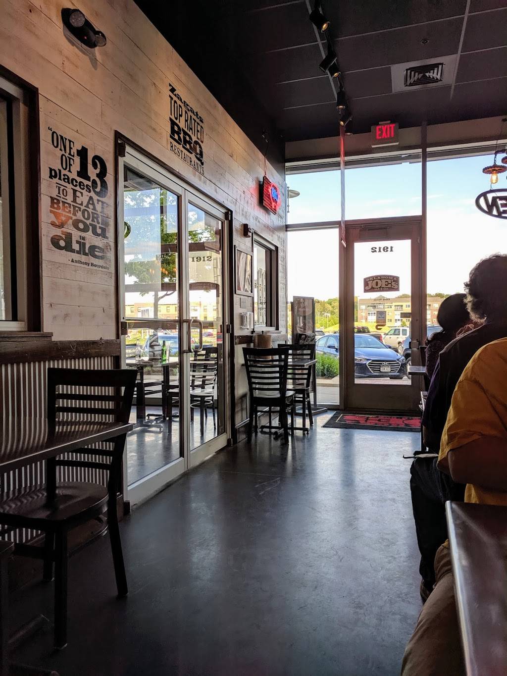 Oklahoma Joe’s BBQ | restaurant | 1912 S 67th St, Omaha, NE 68106, USA | 4026771881 OR +1 402-677-1881