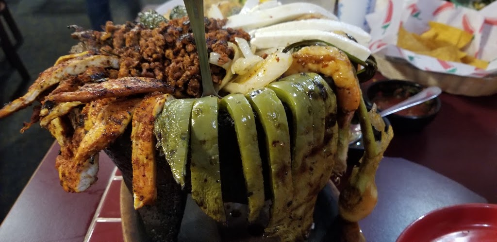 El Charro Viejo | restaurant | 1610 Allen Creek Rd, Grants Pass, OR 97527, USA | 5419555929 OR +1 541-955-5929