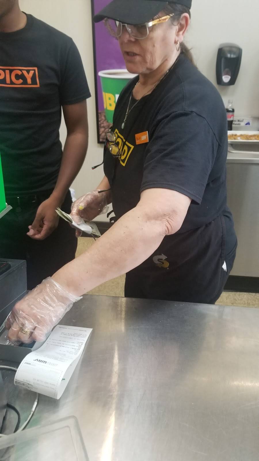 Subway | restaurant | 16850 Collins Ave, Sunny Isles Beach, FL 33160, USA | 3059199009 OR +1 305-919-9009