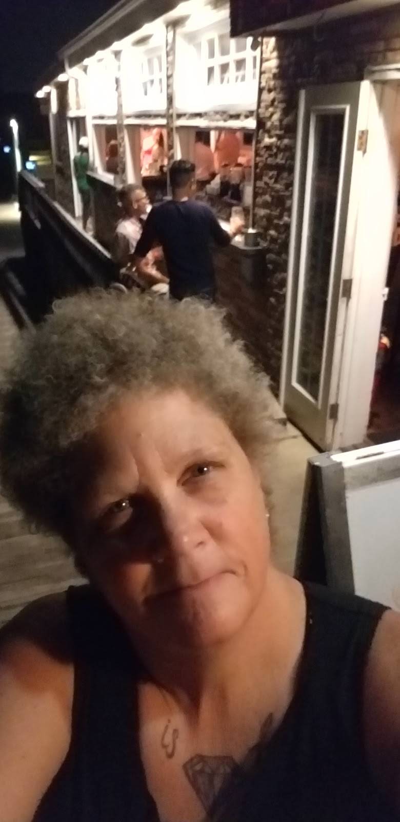 Sand Castle | restaurant | 106 Lewis Walk, Sayville, NY 11782, USA | 6315974174 OR +1 631-597-4174