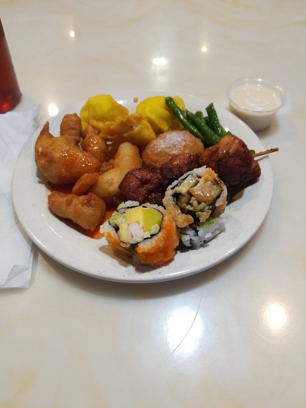 River Grill & Buffet | restaurant | 8215 University City Blvd, Charlotte, NC 28213, USA | 7045999886 OR +1 704-599-9886