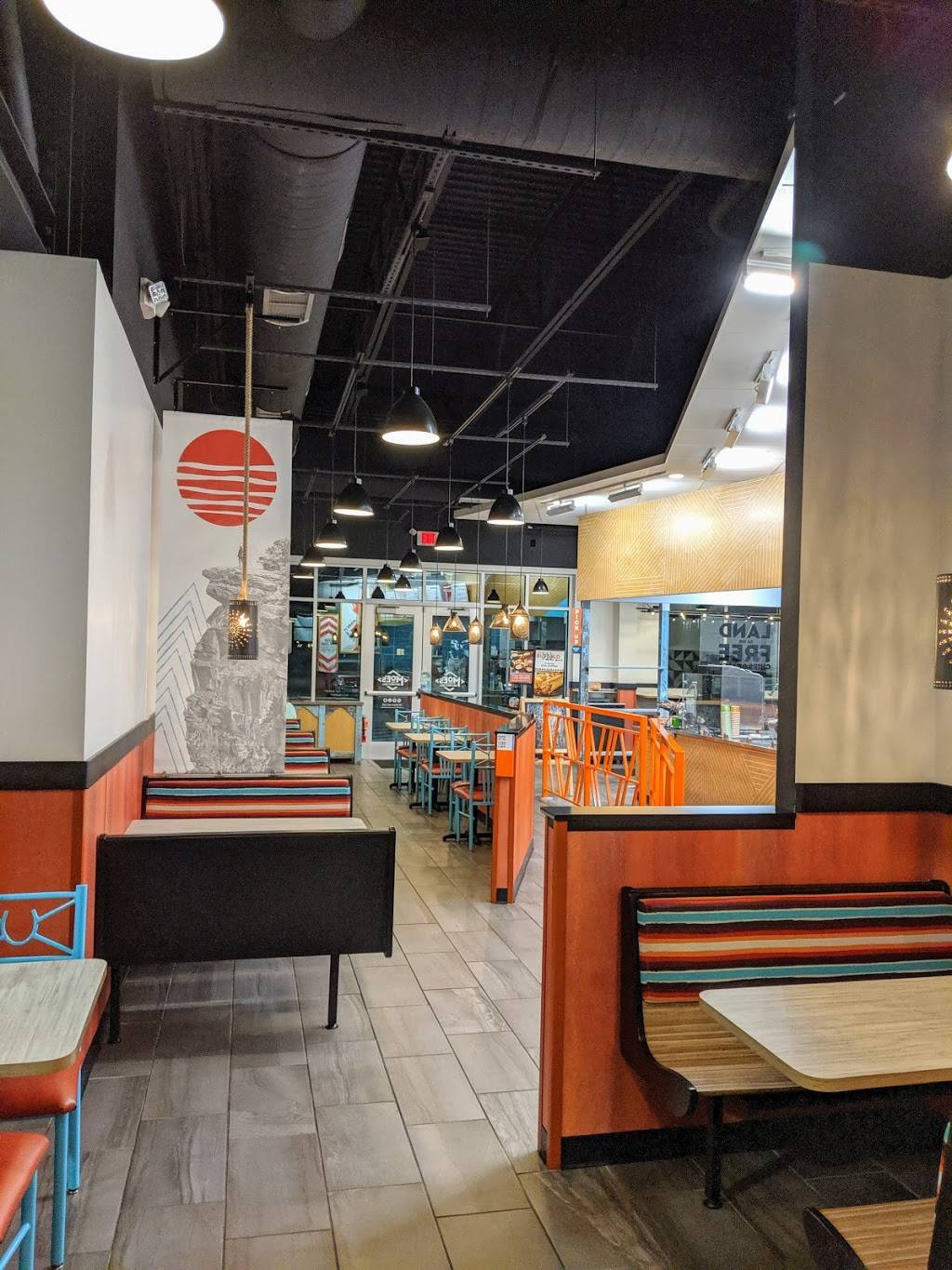 Moes Southwest Grill | restaurant | 1551 Premium Outlets Blvd, Norfolk, VA 23502, USA | 7574592022 OR +1 757-459-2022