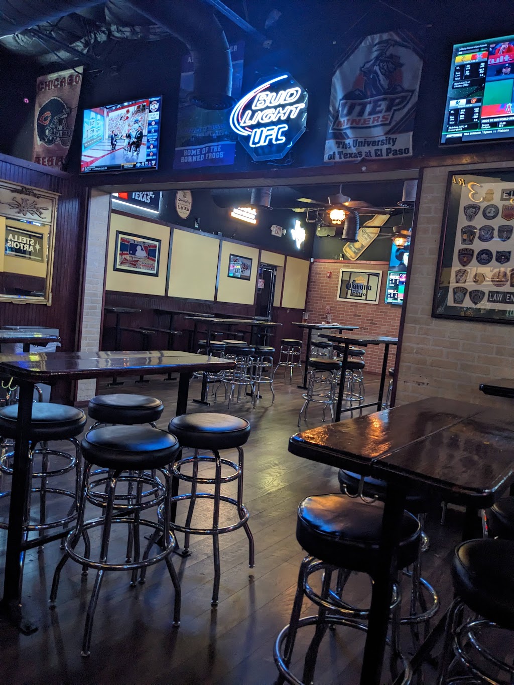 Westsides 3rd Hole | restaurant | 1035 Belvidere St, El Paso, TX 79912, USA | 9155845577 OR +1 915-584-5577