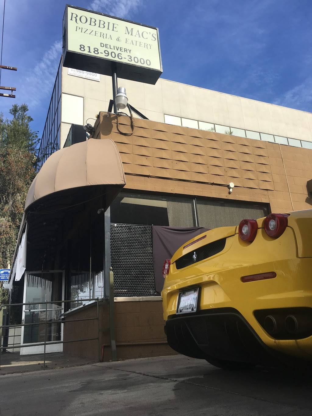 Robbie Macs Pizza | restaurant | 5162 Sepulveda Blvd, Sherman Oaks, CA 91403, USA | 8189063000 OR +1 818-906-3000