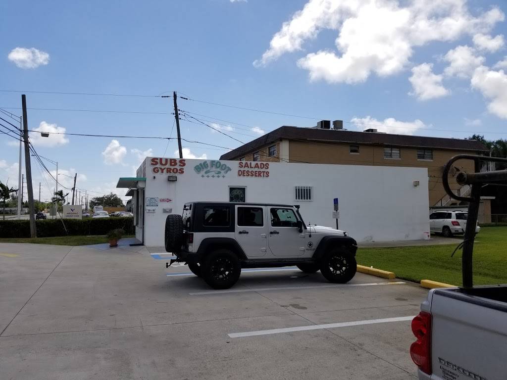 Big Foot Gyro & Subs | restaurant | 2970 Griffin Rd, Fort Lauderdale, FL 33312, USA | 9549611160 OR +1 954-961-1160