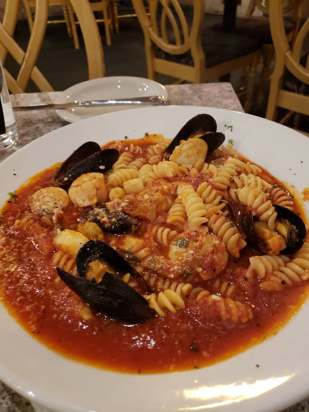 Pasta Bella Ristorante | restaurant | 512 Center Ave, Martinez, CA 94553, USA | 9253139040 OR +1 925-313-9040