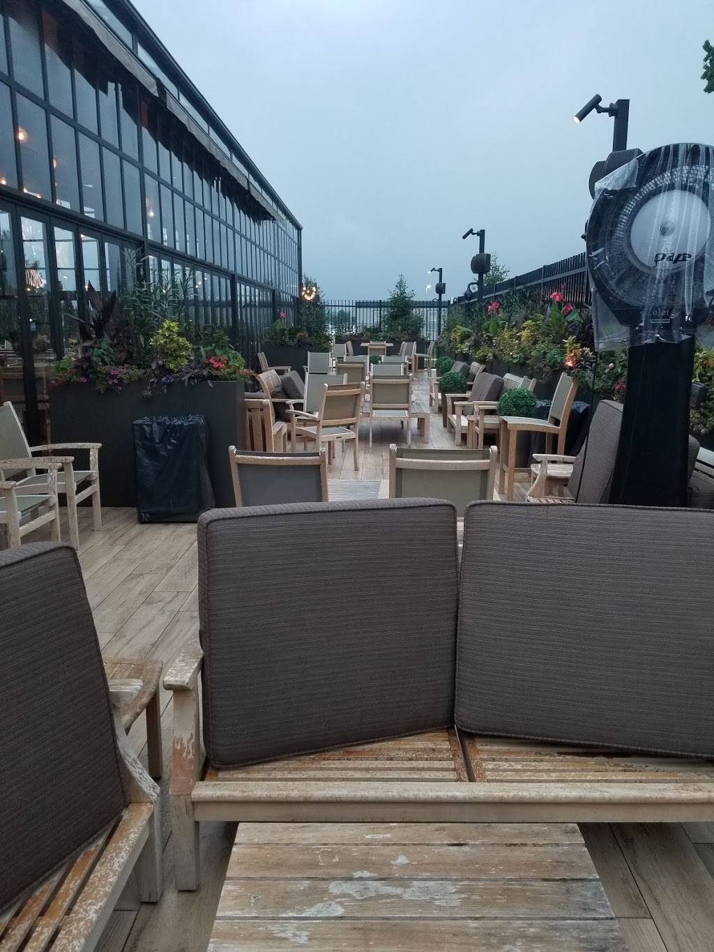 Parx Casino Beer Garden | restaurant | 2999 Street Rd, Bensalem, PA 19020, USA | 8885887279 OR +1 888-588-7279