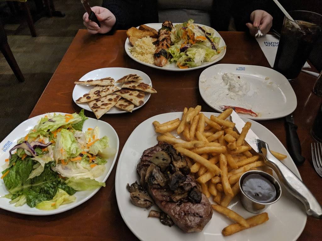 Au Vieux Duluth Cornwall | restaurant | 1140-A Brookdale Ave, Cornwall, ON K6J 4P4, Canada | 6139337000 OR +1 613-933-7000