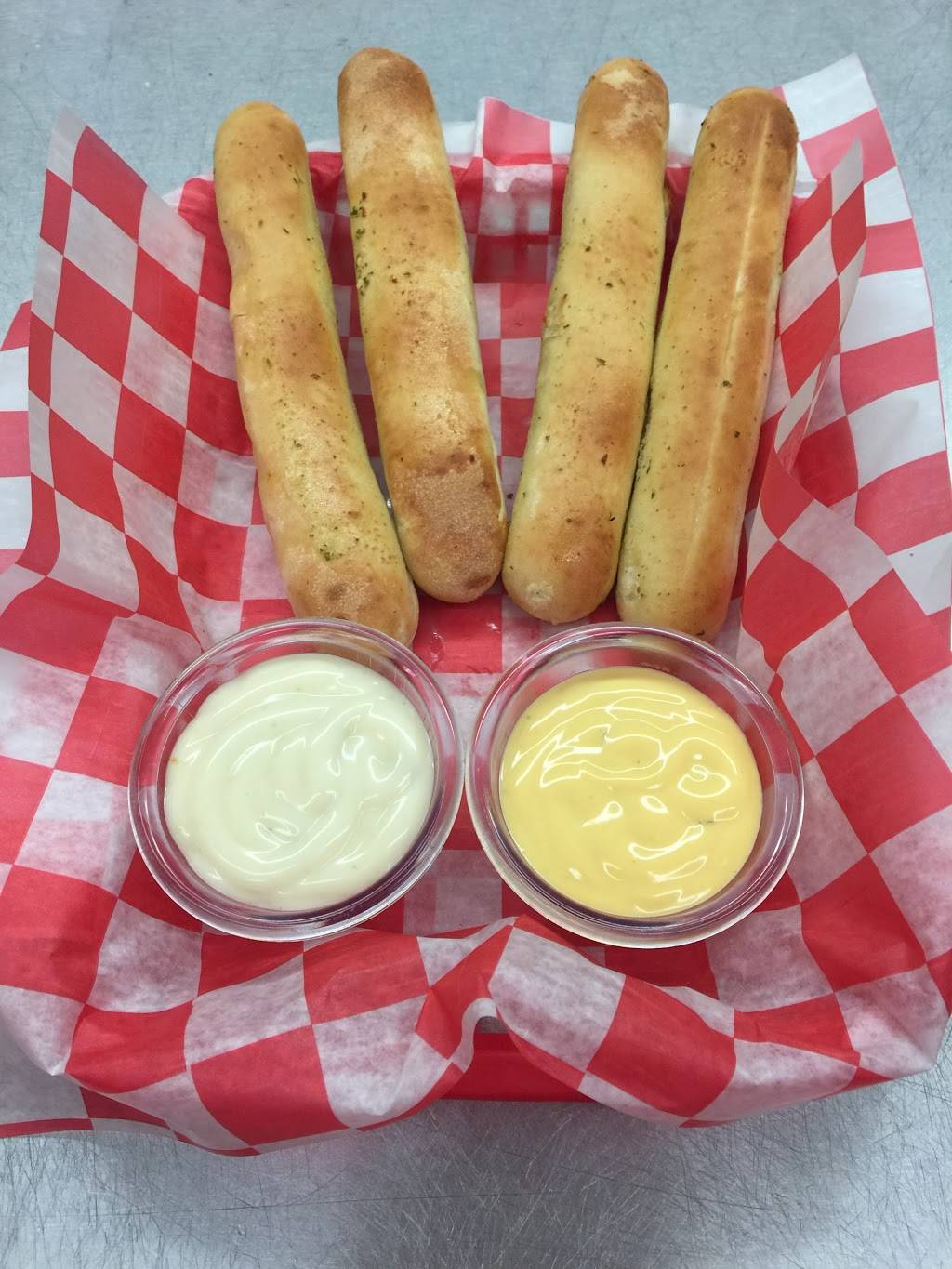 Susan Bobes Pizza | restaurant | 101 W Broadway St, Princeton, IN 47670, USA | 8123852554 OR +1 812-385-2554