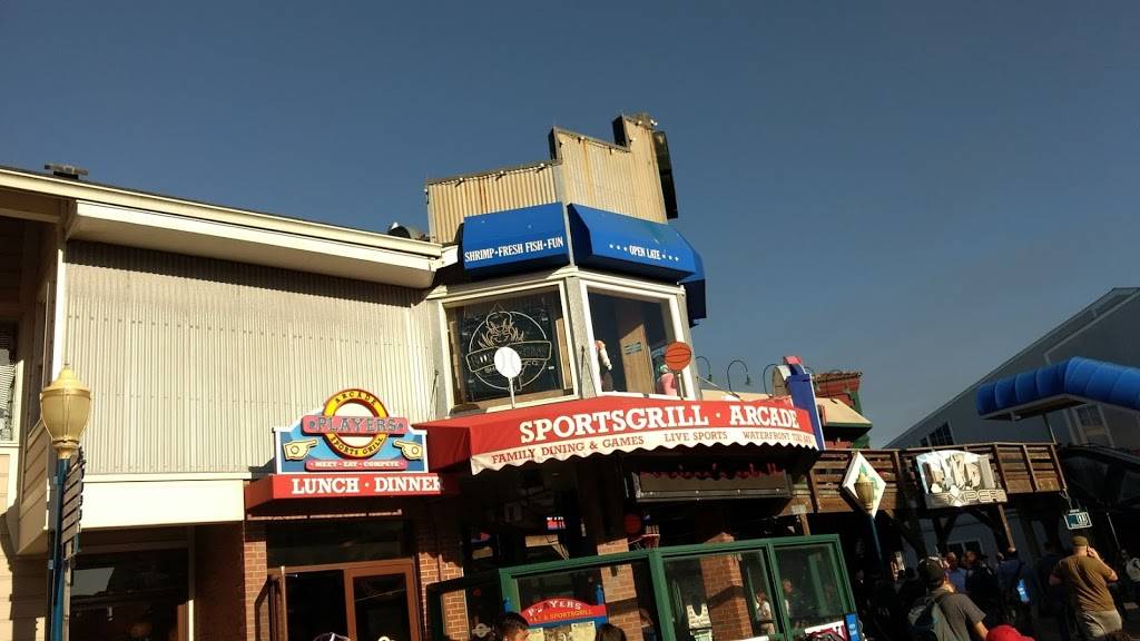 Players Sports Grill & Arcade | restaurant | 2 Beach St, San Francisco, CA 94133, USA | 4159816300 OR +1 415-981-6300