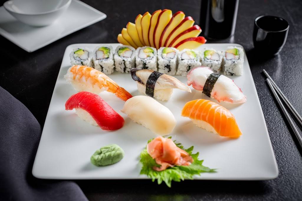 Raw II | restaurant | 2203 N Clybourn Ave, Chicago, IL 60614, USA | 7738255828 OR +1 773-825-5828