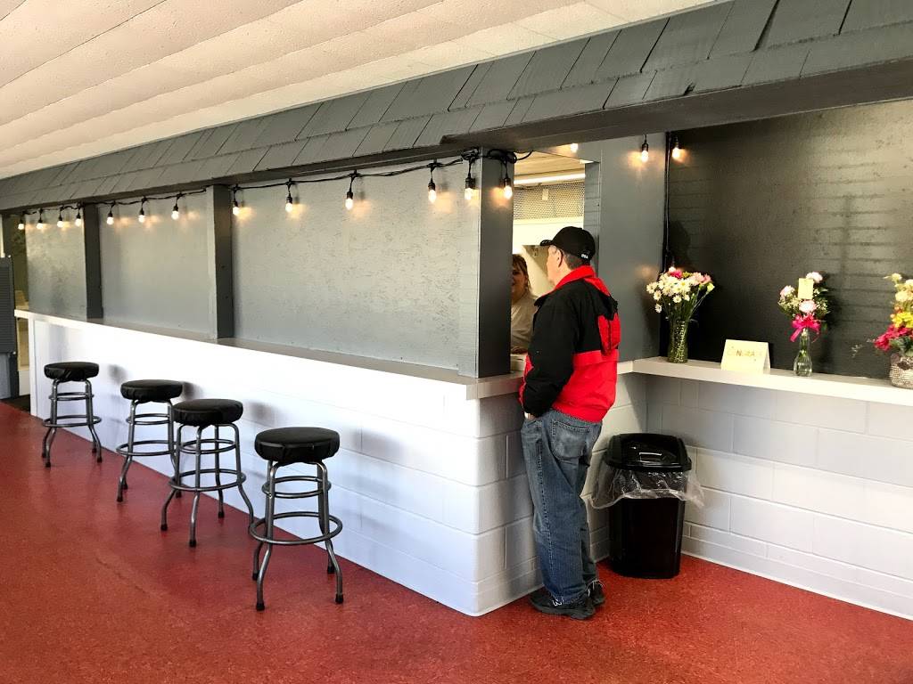 Josie’s Restaurant | restaurant | 241 E Park Ave, Columbiana, OH 44408, USA | 3308926090 OR +1 330-892-6090