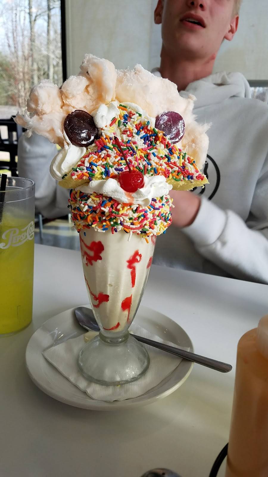 Small Batch | restaurant | NC 68, 2758, High Point, NC 27265, USA | 3368754082 OR +1 336-875-4082