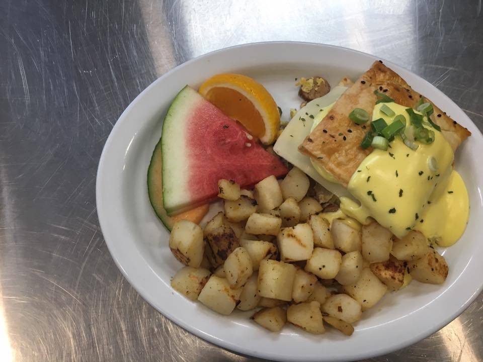 Restaurant La Destination | restaurant | 775 Chemin de Masson, Gatineau, QC J8M 1K1, Canada | 8196173111 OR +1 819-617-3111