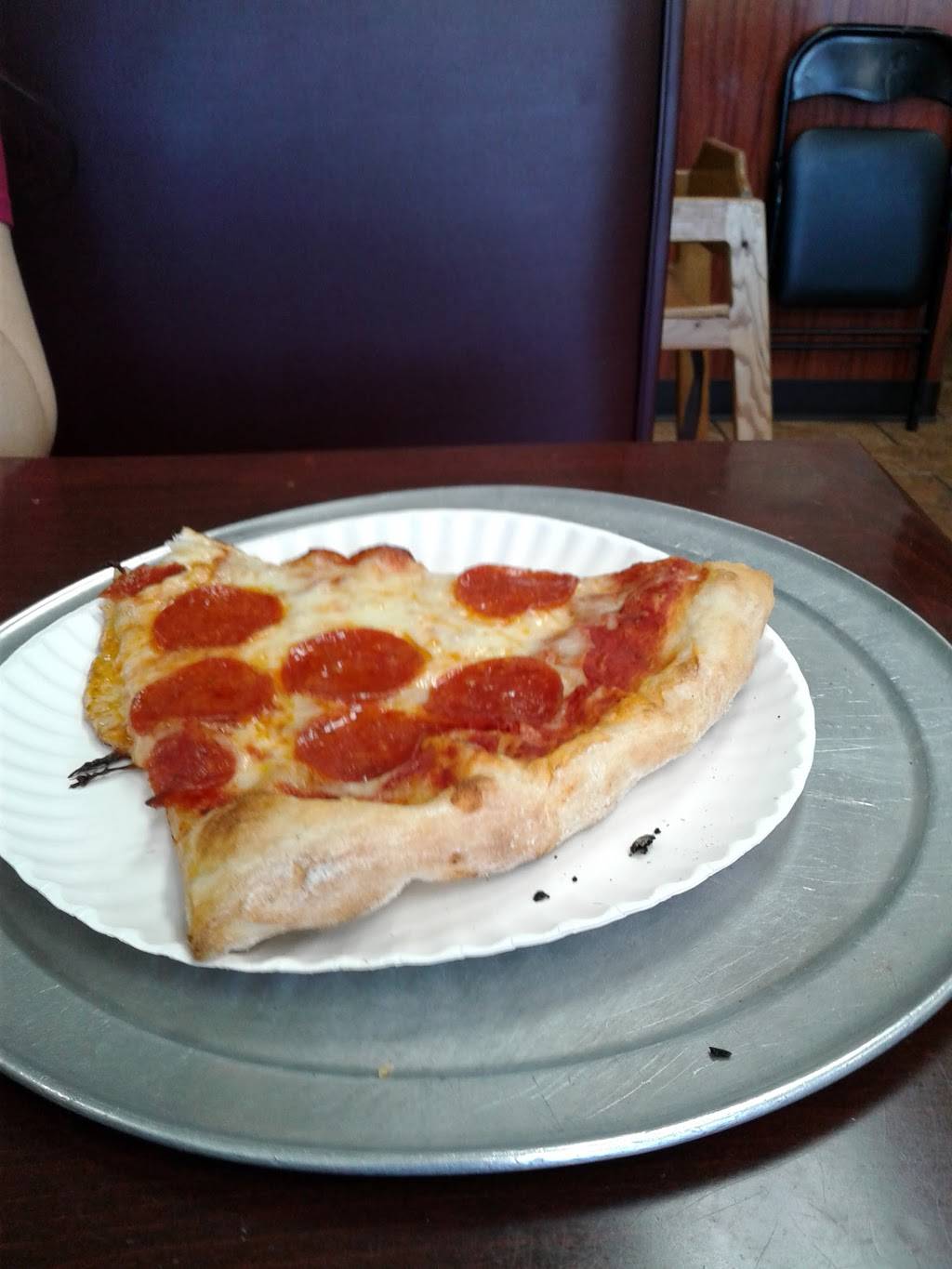 Amore Pizza | restaurant | 2110 Union Blvd, Bay Shore, NY 11706, USA | 6319688181 OR +1 631-968-8181