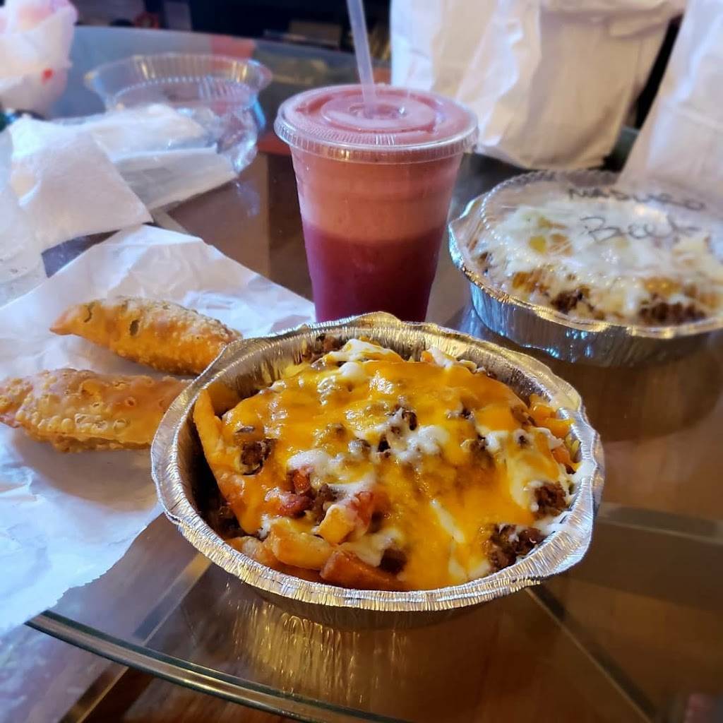 Empanada Central | restaurant | 629 Palisade Ave, Cliffside Park, NJ 07010, USA | 2013137076 OR +1 201-313-7076