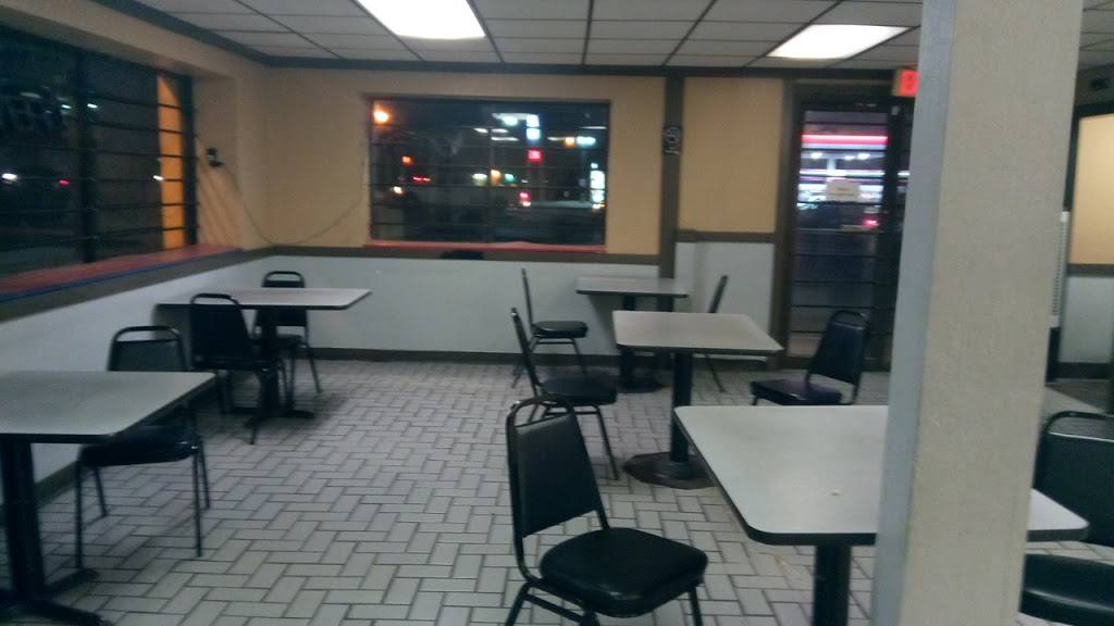 Seafood Connection | restaurant | 1427 E Illinois Ave, Dallas, TX 75216, USA | 2143759898 OR +1 214-375-9898