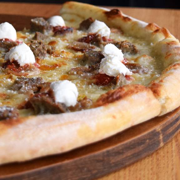 Mr. Moto Pizza House | restaurant | 4653 Mission Blvd, San Diego, CA 92109, USA | 8584900501 OR +1 858-490-0501