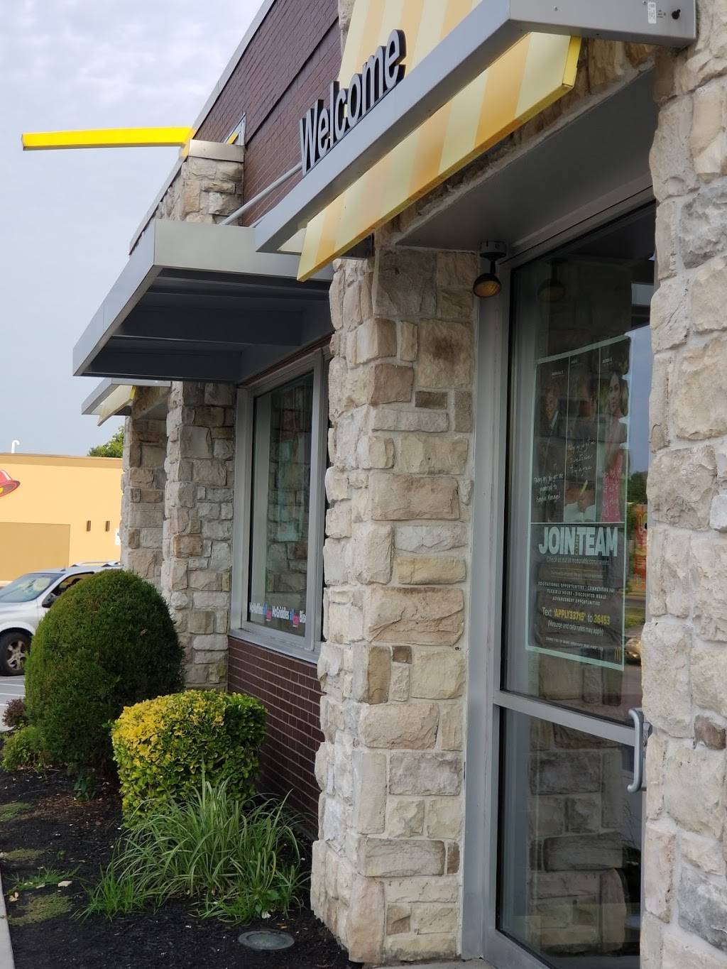 McDonalds | cafe | 6650 Security Blvd, Baltimore, MD 21207, USA | 4102778572 OR +1 410-277-8572